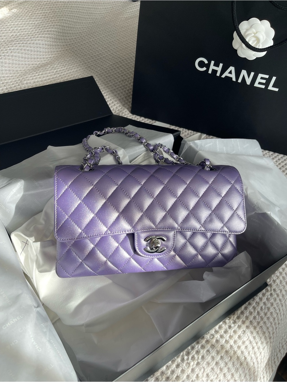 CHANEL Lavender Quilted Lambskin Classic Flap medium 23P